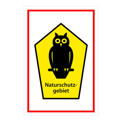 Schild Naturschutzgebiet ‚Naturschutzgebiet‘ gelbes Schildmotiv mit schwarzer Eule auf weißem Hintergrund mit rotem Rand