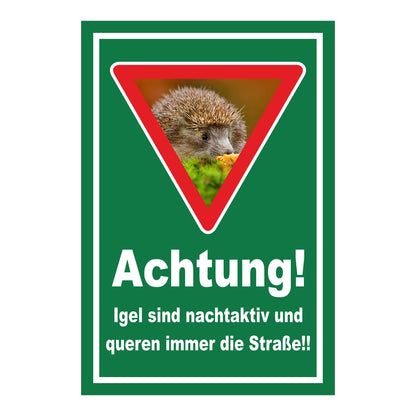 Schild Achtung Igel queren die Straße in Grün mit weißem Rand