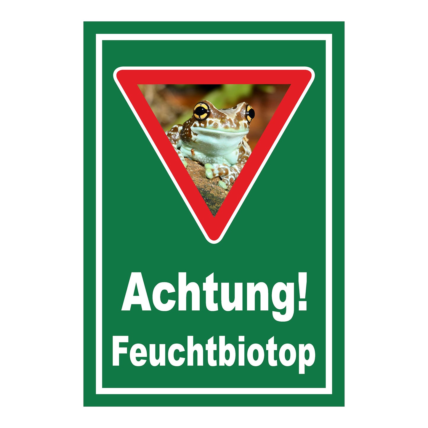 Schild Achtung Feuchtbiotop Hinweis Naturschutzbereich in grün mit weißer Schrift und Froschsymbol
