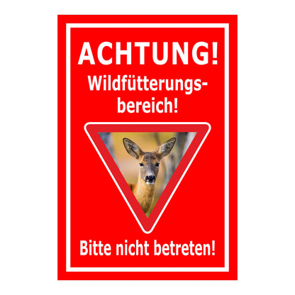 Schild Achtung Wildfütterungsbereich Bitte nicht betreten in rot mit weißer Schrift