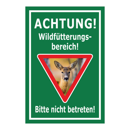 Schild Achtung Wildfütterungsbereich Bitte nicht betreten in grün mit weißer Schrift